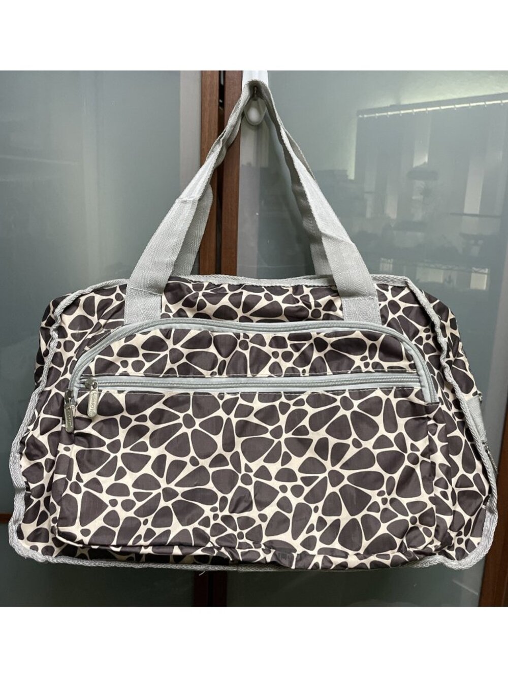 LeSportsac Spring 2008 Retied Pebble Print Weekender Carry On Travel Tote Bag